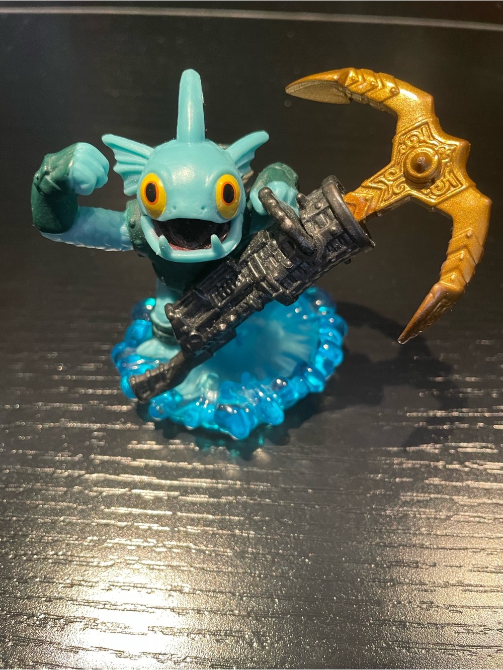 Skylanders Anchors Away Gill Grunt